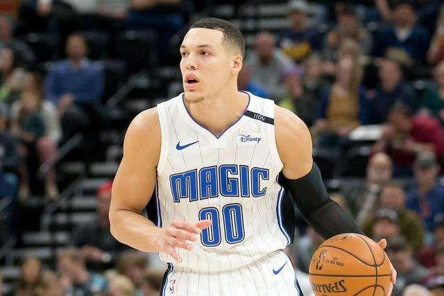 NBA赛后：骑士94-105魔术，富尔茨伤退，魔术多点开花