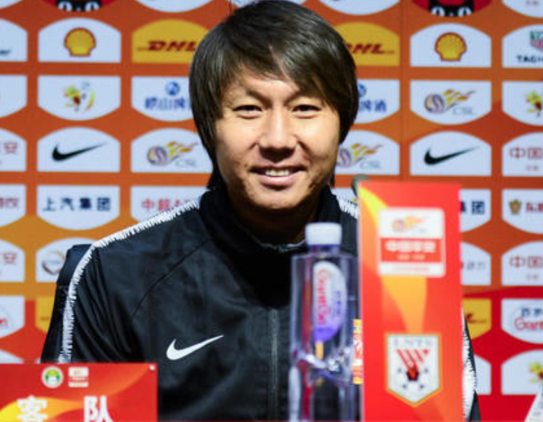 中国足球国家队主教练是谁 国足主教练李铁资料
